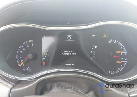 2014 Jeep Grand Cherokee Overland z USA, uszkodzony, nr VIN 1C4RJECG9EC125403